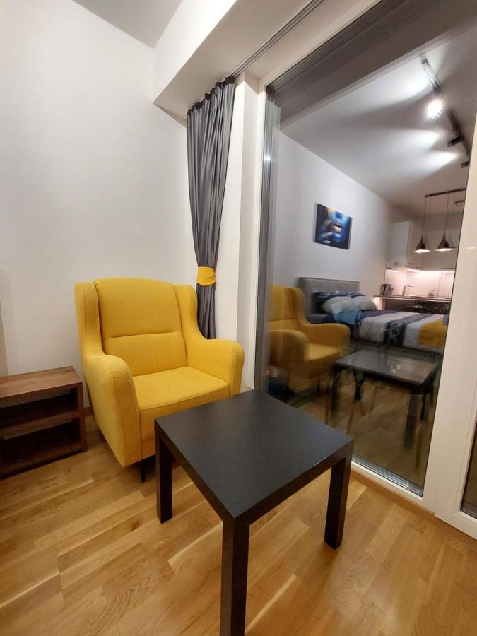 Box Apartment Skopje Buitenkant foto